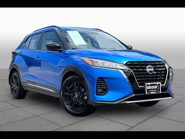 2023 Nissan Kicks SR