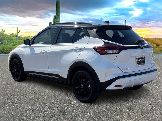 2023 Nissan Kicks SR