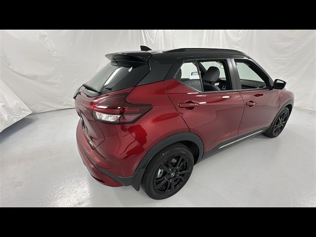 2023 Nissan Kicks SR