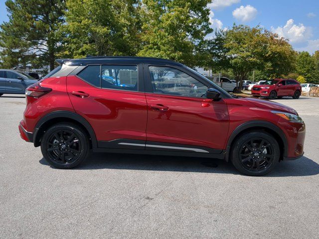 2023 Nissan Kicks SR