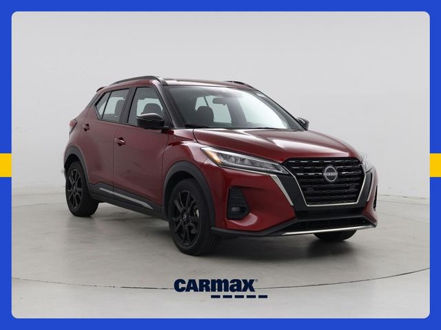 2023 Nissan Kicks SR
