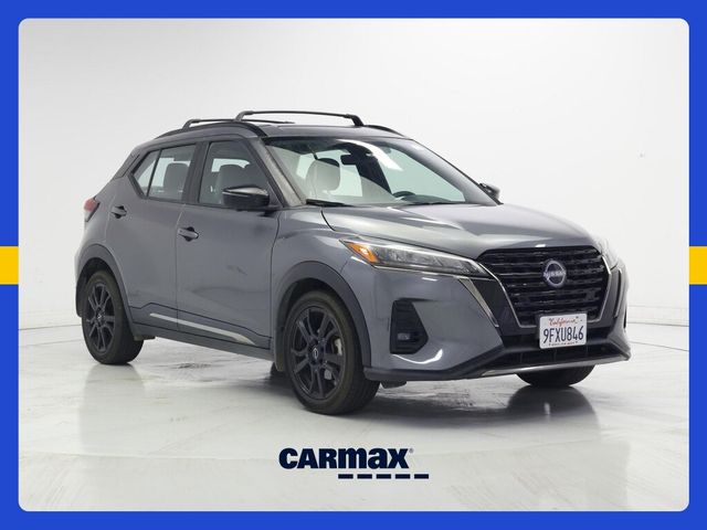 2023 Nissan Kicks SR