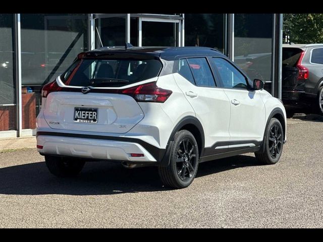 2023 Nissan Kicks SR