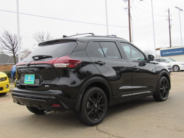 2023 Nissan Kicks SR