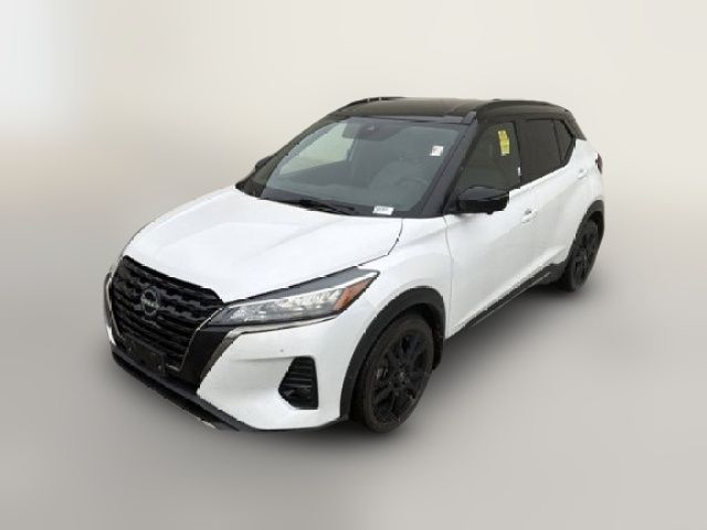 2023 Nissan Kicks SR