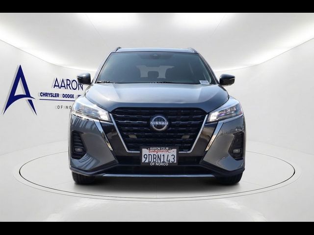 2023 Nissan Kicks SR