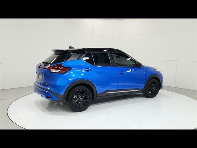 2023 Nissan Kicks SR