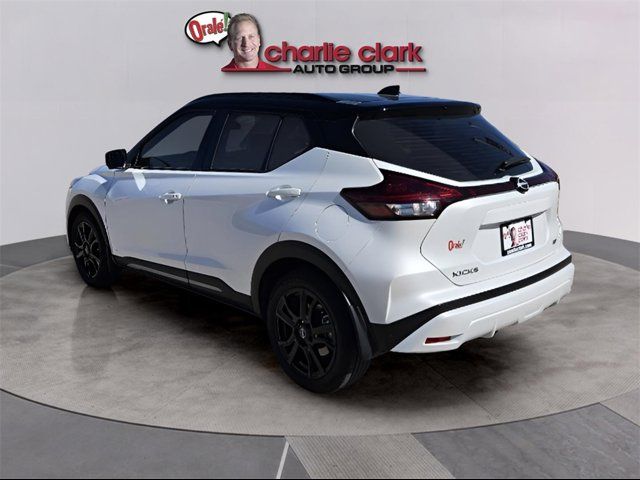 2023 Nissan Kicks SR