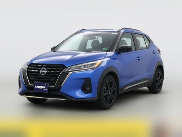 2023 Nissan Kicks SR