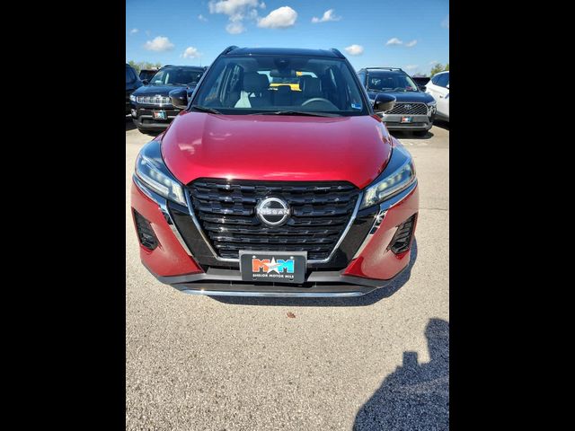 2023 Nissan Kicks SR
