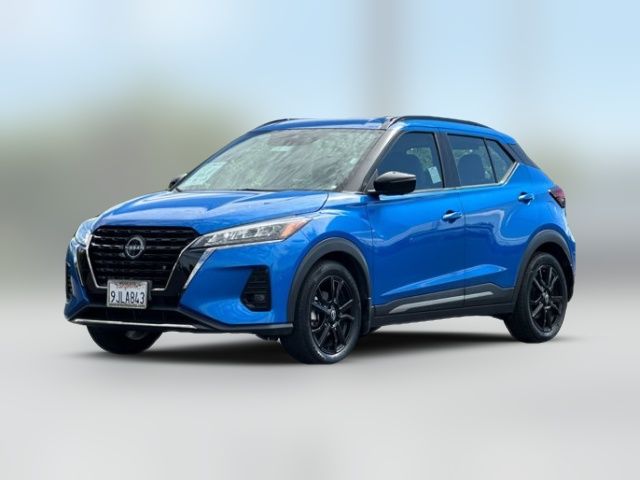 2023 Nissan Kicks SR