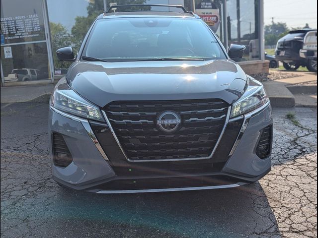 2023 Nissan Kicks SR