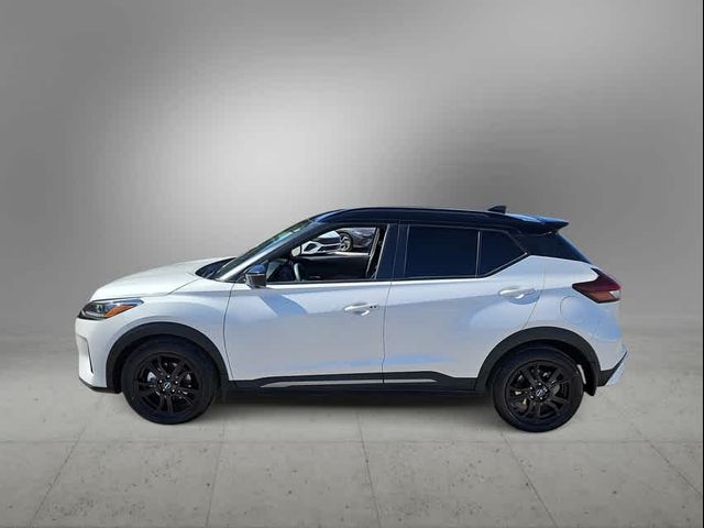 2023 Nissan Kicks SR