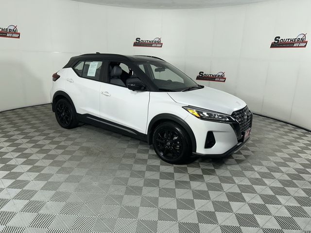 2023 Nissan Kicks SR