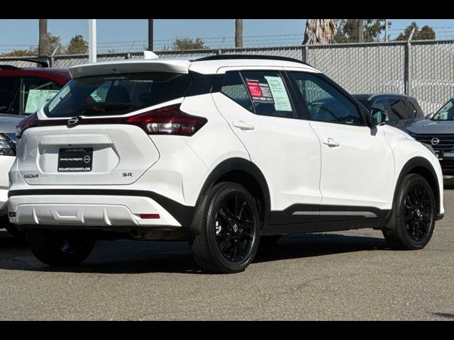 2023 Nissan Kicks SR