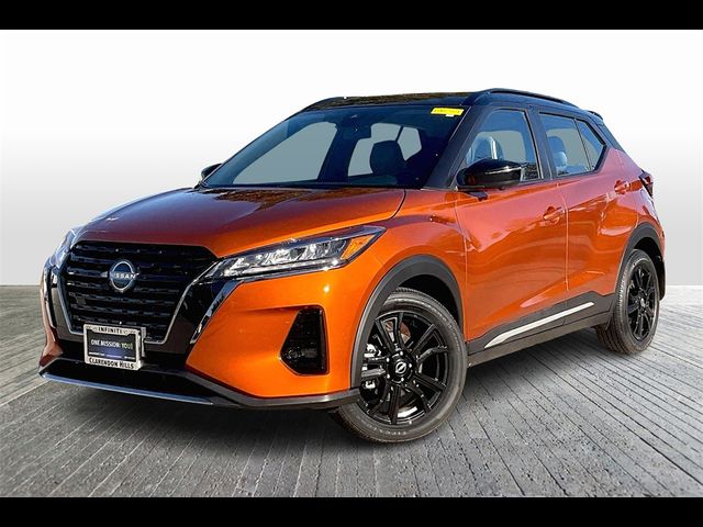 2023 Nissan Kicks SR