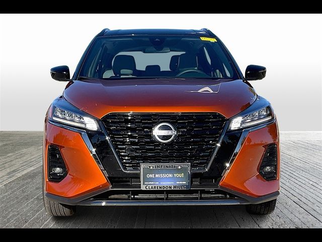 2023 Nissan Kicks SR