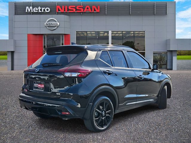 2023 Nissan Kicks SR