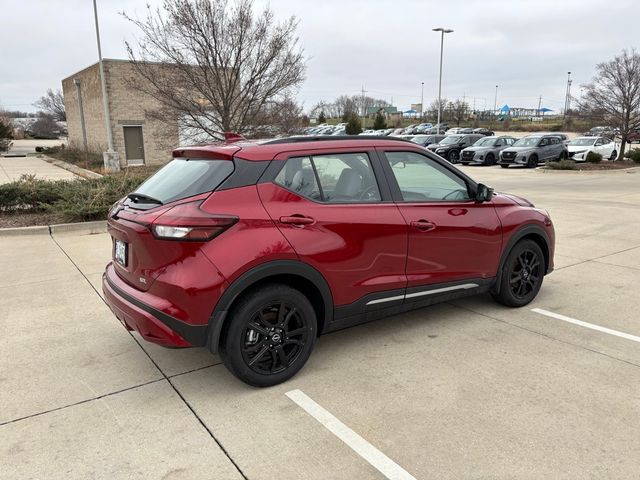 2023 Nissan Kicks SR