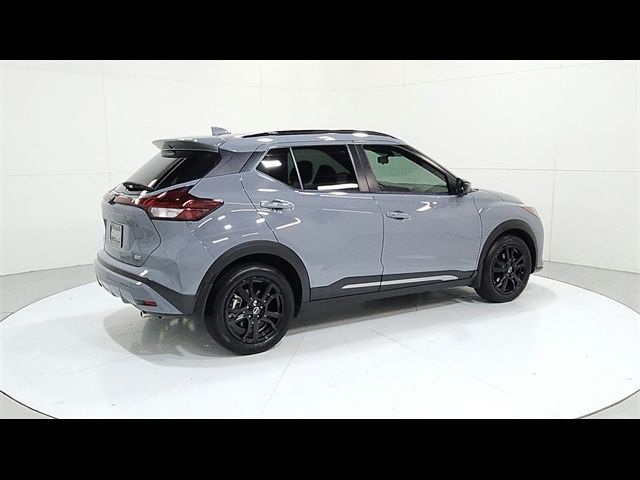 2023 Nissan Kicks SR