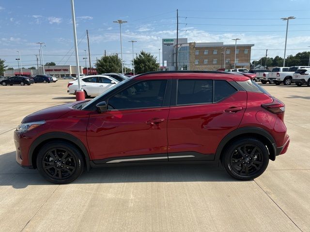 2023 Nissan Kicks SR