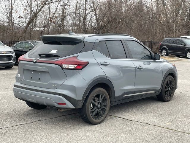 2023 Nissan Kicks SR