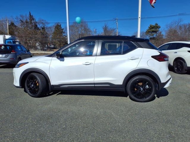 2023 Nissan Kicks SR