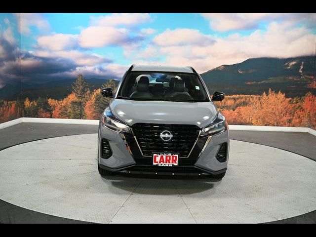 2023 Nissan Kicks SR