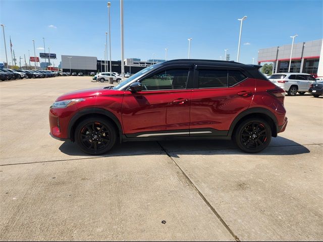 2023 Nissan Kicks SR
