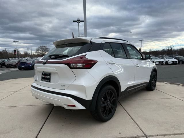 2023 Nissan Kicks SR