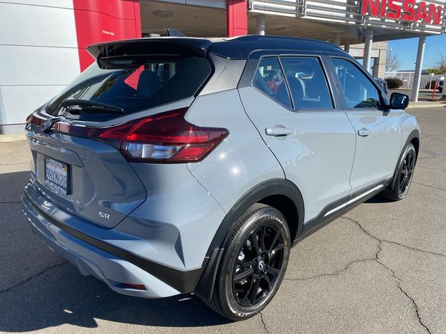 2023 Nissan Kicks SR