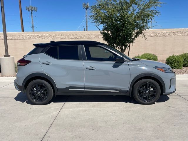 2023 Nissan Kicks SR