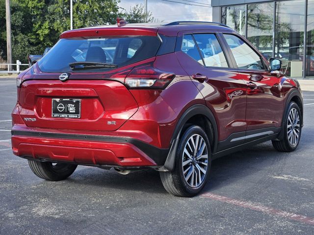 2023 Nissan Kicks SR