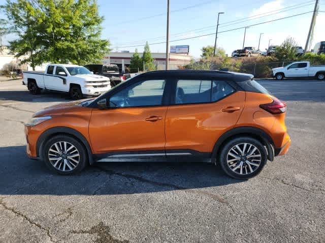 2023 Nissan Kicks SR