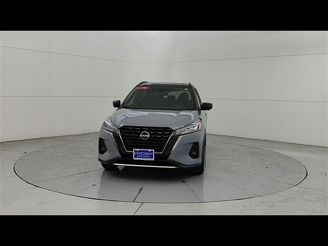 2023 Nissan Kicks SR