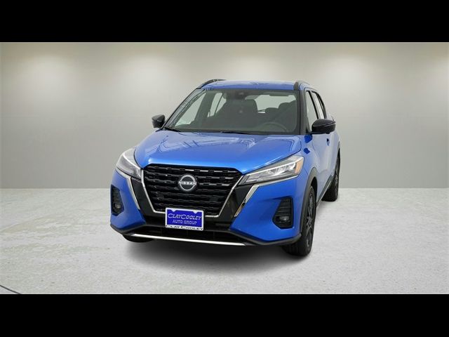 2023 Nissan Kicks SR