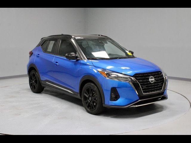 2023 Nissan Kicks SR
