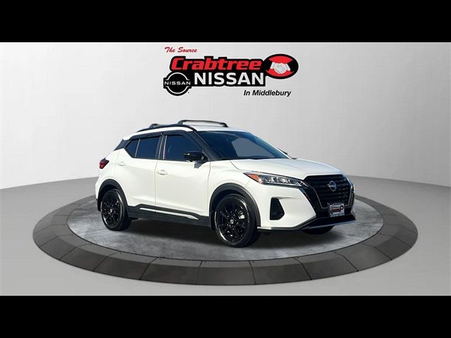 2023 Nissan Kicks SR