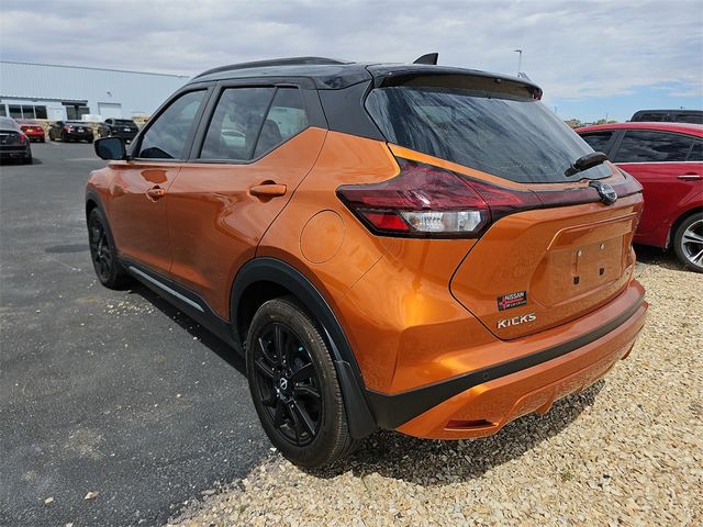 2023 Nissan Kicks SR