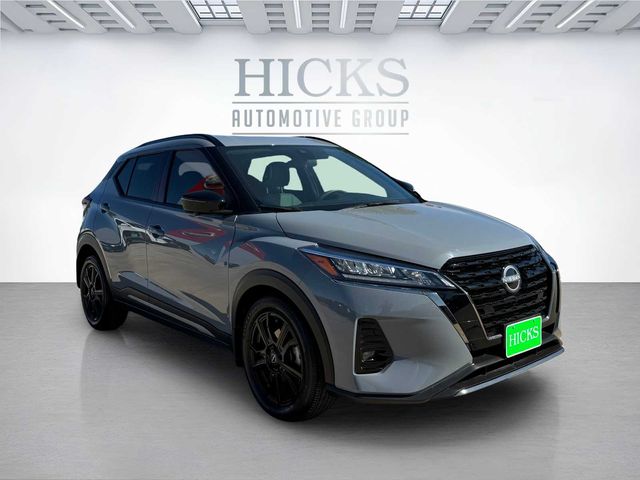 2023 Nissan Kicks SR