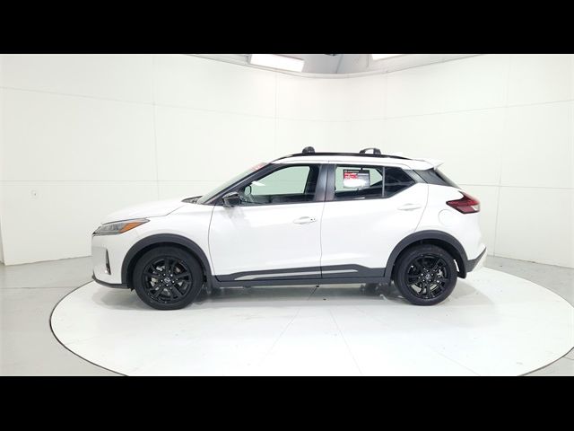 2023 Nissan Kicks SR