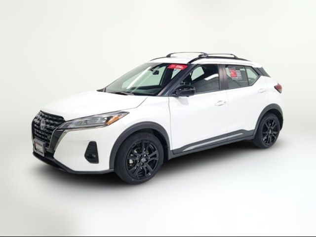 2023 Nissan Kicks SR