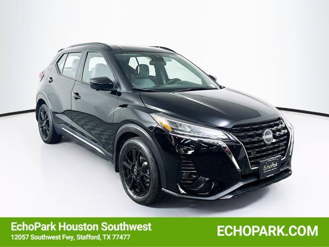 2023 Nissan Kicks SR