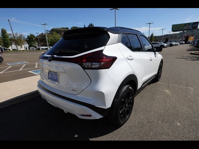 2023 Nissan Kicks SR