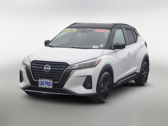 2023 Nissan Kicks SR