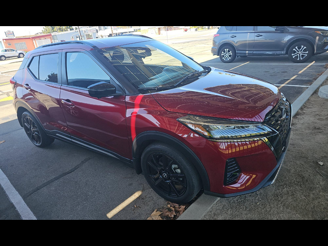 2023 Nissan Kicks SR
