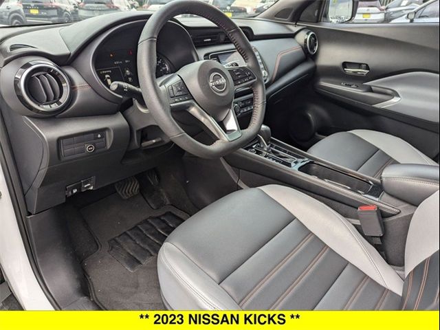 2023 Nissan Kicks SR