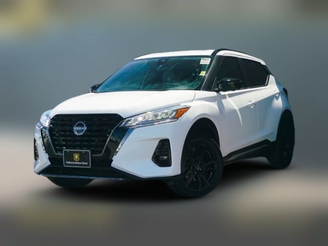 2023 Nissan Kicks SR