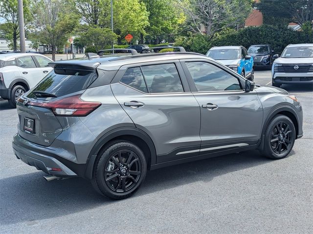 2023 Nissan Kicks SR