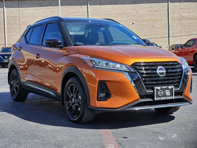 2023 Nissan Kicks SR